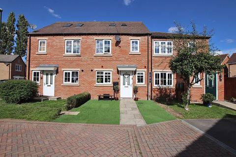 CHATSWORTH CLOSE, LACEBY