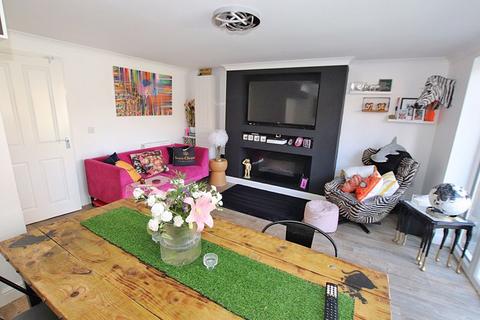 undefined, CHATSWORTH CLOSE, LACEBY