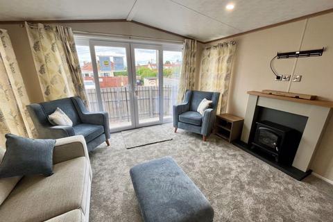 2 bedroom park home for sale, Woodcock Park, Woodcock Road, Warminster