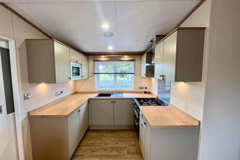 2 bedroom park home for sale, Woodcock Park, Woodcock Road, Warminster