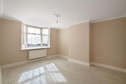172 Woolwich Road, Bexleyheath, DA7 4LR
