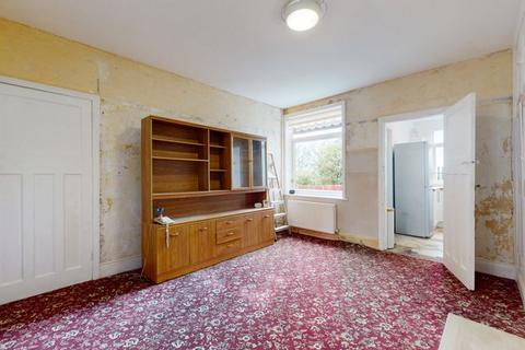 2 bedroom flat for sale, Moorhead, Newcastle Upon Tyne NE5