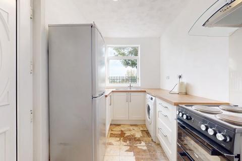 2 bedroom flat for sale, Moorhead, Newcastle Upon Tyne NE5