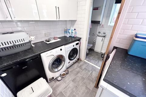 4 bedroom semi-detached house for sale, Parkhurst Road, Newport