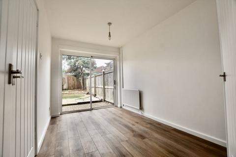 undefined, Troon Close, Stamford