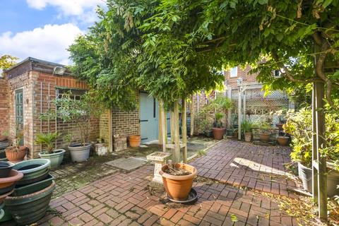 3 bedroom semi-detached house for sale, Queensway South, Hersham.