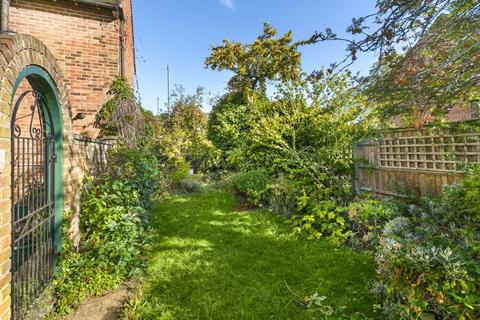 3 bedroom semi-detached house for sale, Queensway South, Hersham.