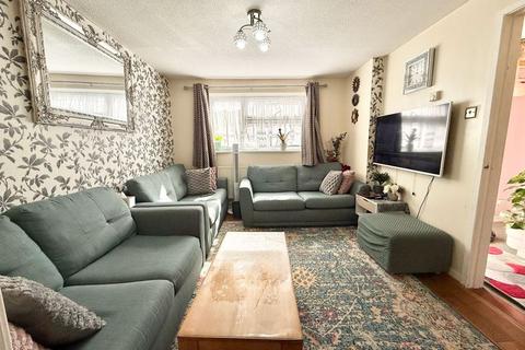 undefined, Holkham Close, Luton