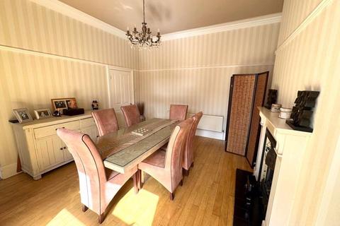 5 bedroom terraced house for sale, Rockcliffe Gardens, Whitley Bay