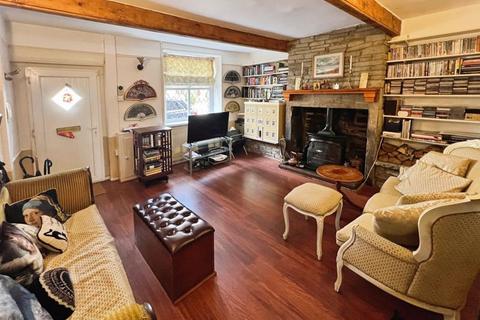 2 bedroom cottage for sale, High Street, Chapeltown