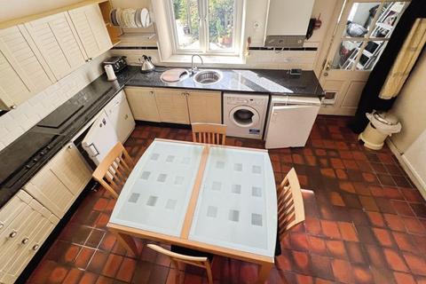 2 bedroom cottage for sale, High Street, Chapeltown