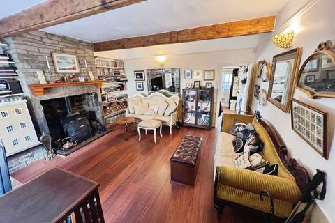 2 bedroom cottage for sale, High Street, Chapeltown