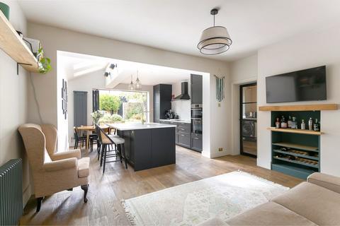 13 Churchill Road, South Croydon, CR2 6HE