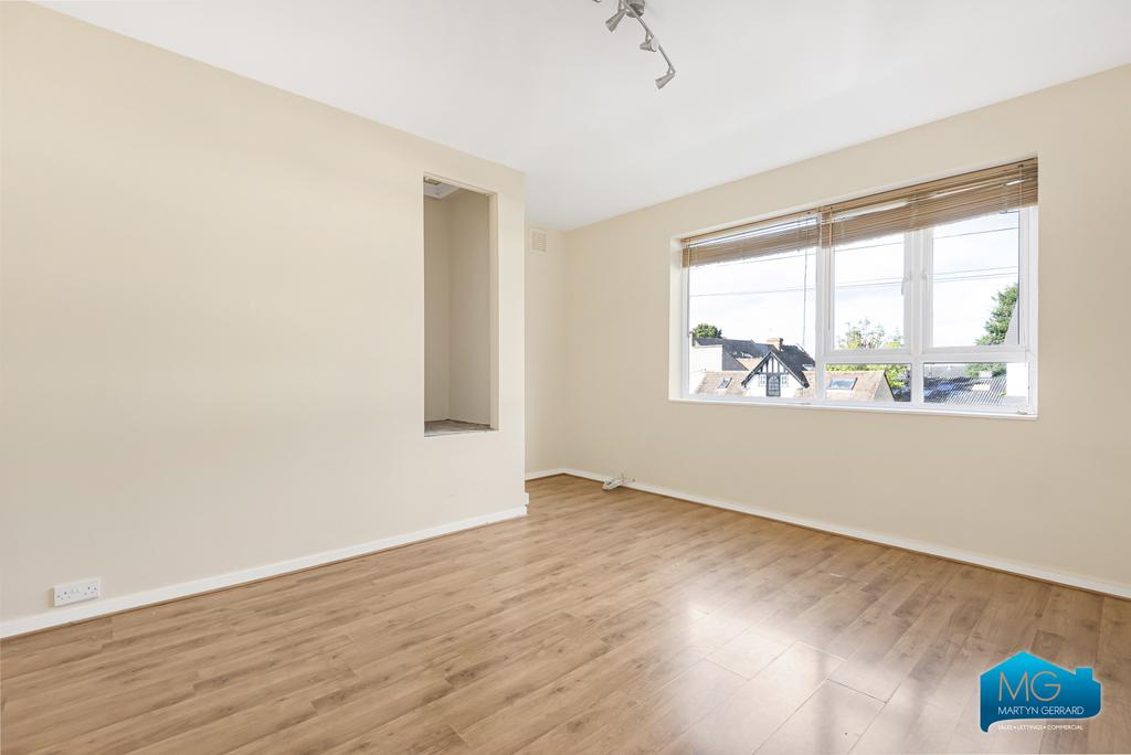 Apartment in London - View 3