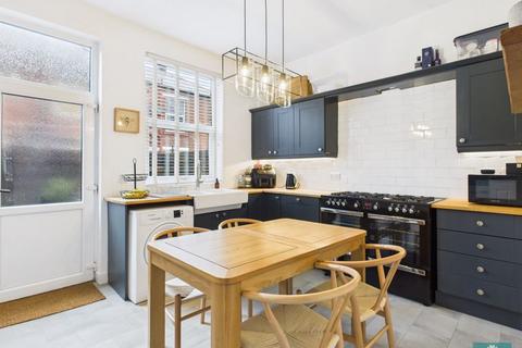 3 bedroom terraced house for sale, Lyon Street, Oldham OL2