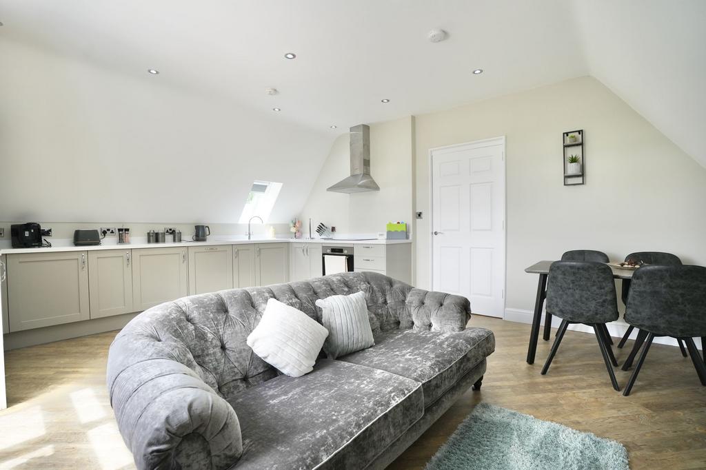Lounge/Kitchen