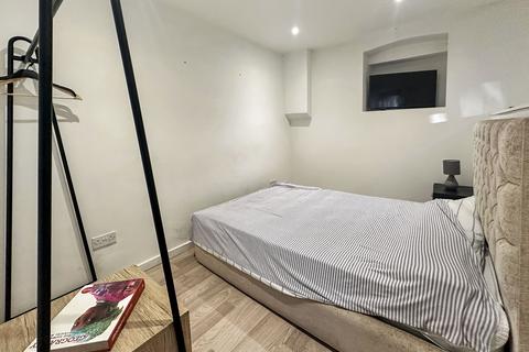 1 bedroom apartment to rent, Upton Park, Slough, Berkshire, SL1