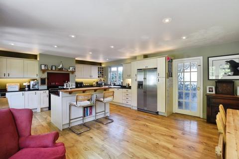 undefined, Blandford Road, Coombe Bissett               *VIDEO TOUR*