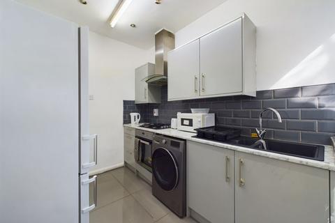 Property to rent, Capstone Road, Chatham