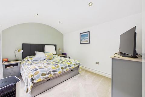 undefined, Perranarworthal, Truro - Beautifully presented