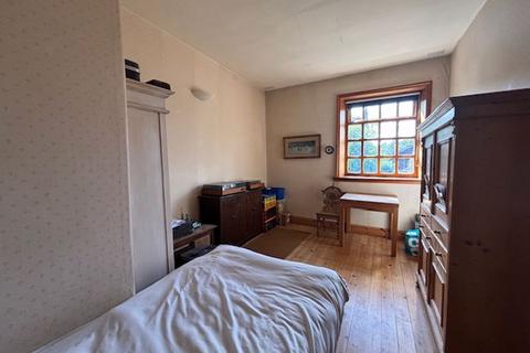 66 Towngate, Heptonstall, Hebden Bridge, HX7 7NB