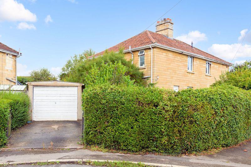 Garage & Driveway
