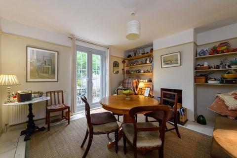 3 bedroom semi-detached house for sale, Avon Close, Bradford on Avon BA15
