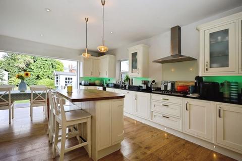 4 bedroom detached house for sale, Coronation Avenue, Bournemouth BH9