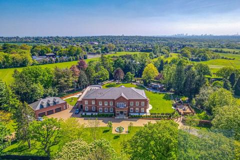 8 bedroom detached house for sale, Roding Lane, Chigwell IG7