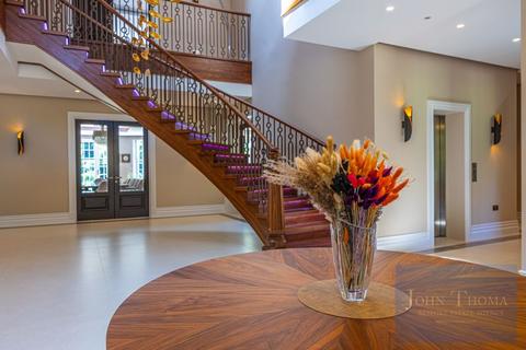 8 bedroom detached house for sale, Roding Lane, Chigwell IG7