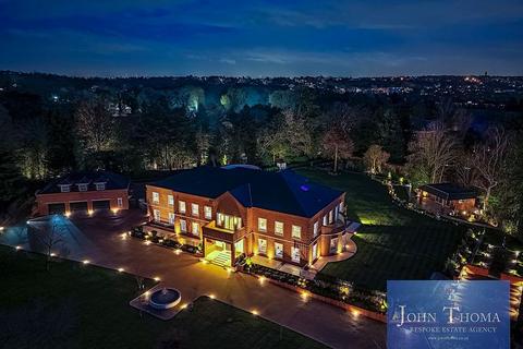 undefined, Roding Lane, Chigwell IG7