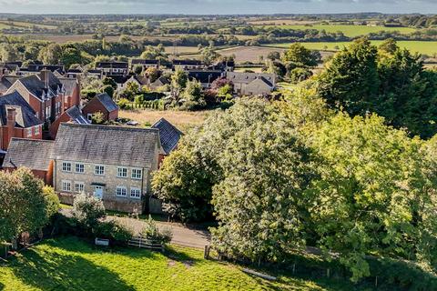 4 bedroom detached house for sale, Marston Road, South Northamptonshire OX17