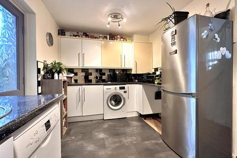 27 Beech Avenue, Newark, NG24 4DY