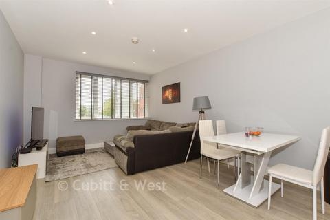 1 bedroom apartment for sale, Holmes Park, Horsham RH12