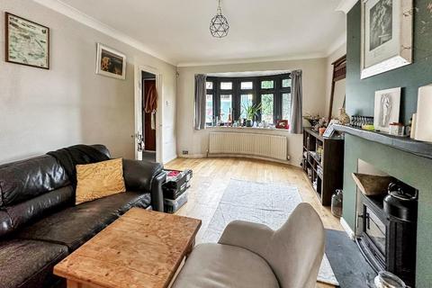 3 bedroom semi-detached house for sale, Farleigh Road, Warlingham, Surrey, CR6 9ED