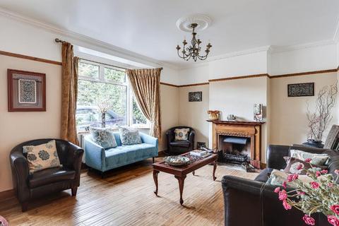 undefined, South Croydon CR2