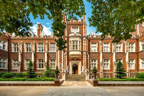 2 bedroom apartment to rent, Rose Square