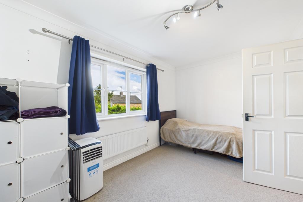 Ewe Move Spalding - Finlay Close - Bedroom