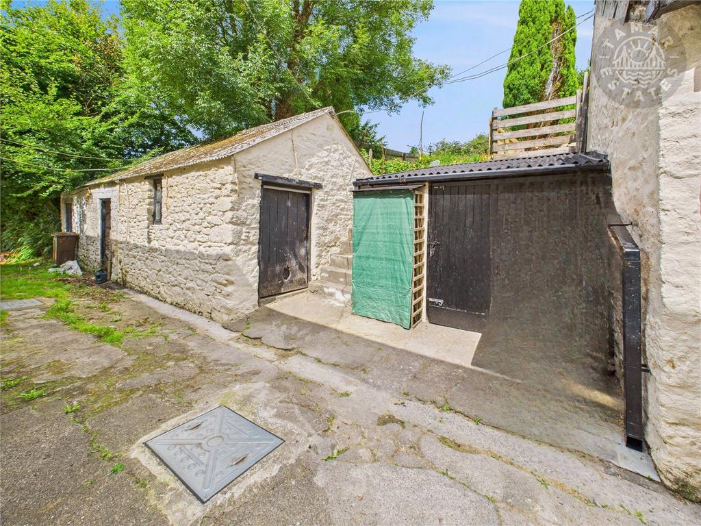 Outbuilding