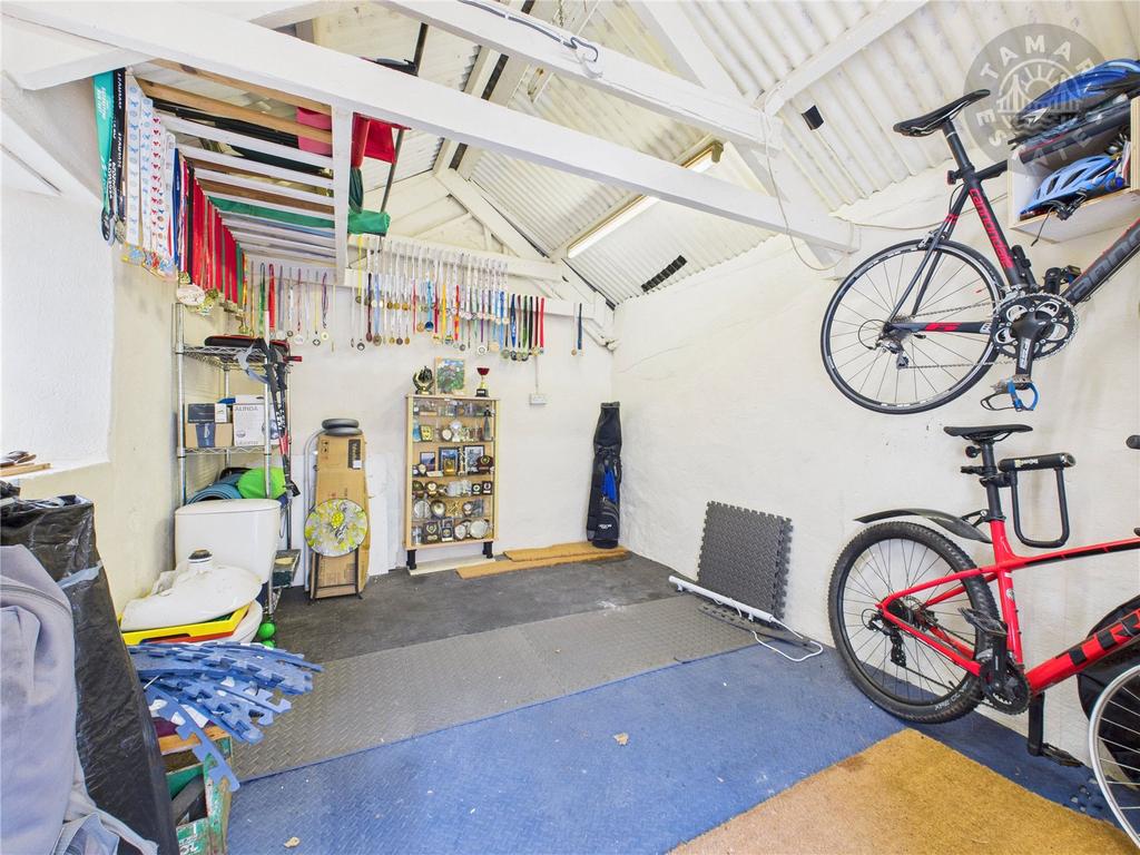 Outbuilding