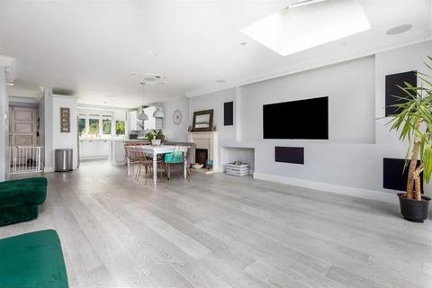 181 Tentelow Lane, Southall, UB2 4LP