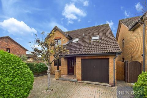Aldershaw Close, Up Hatherley