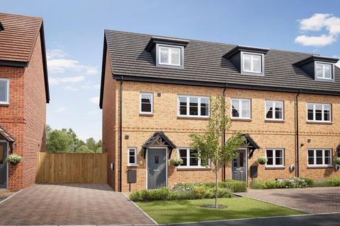 4 bedroom terraced house for sale, Plot 95, Filey Custom at Lewin Park, Cambridge Road SG18