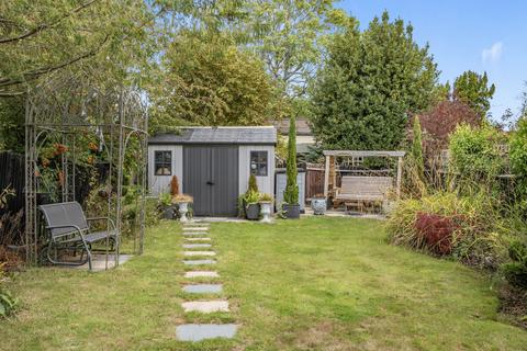 37 Manor Way, Harrow, HA2 6BZ