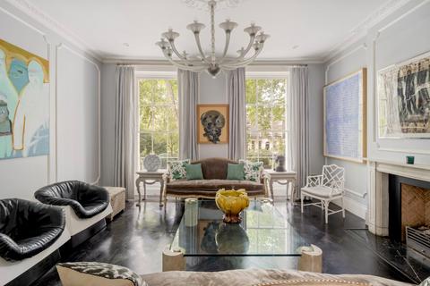 6 Connaught Square, London, W2 2HG
