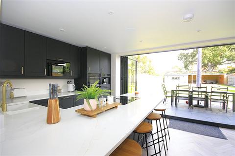 4 bedroom detached house for sale, Pembury Road, Havant, Hampshire, PO9