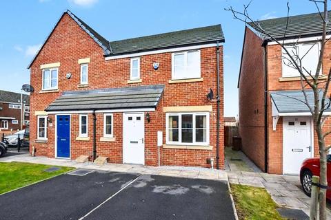 3 bedroom semi-detached house for sale, St. Gabriel Court, Leeds, West Yorkshire