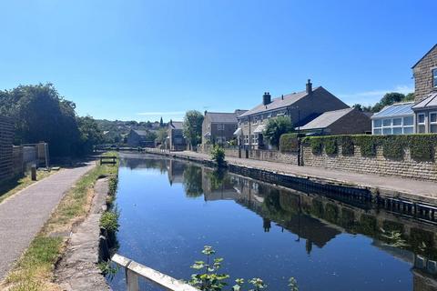 39 Crag View, Bradford, BD10 9HB