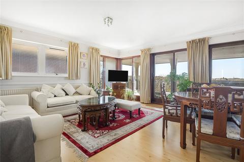 3 bedroom penthouse for sale, Ridgeway Gardens, London, N6