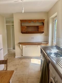 2 bedroom detached bungalow to rent, 36 Church Street Church Stretton SY6 6DH